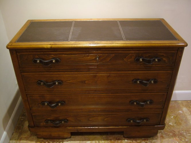 Piccoli restauri - Comò in rovere